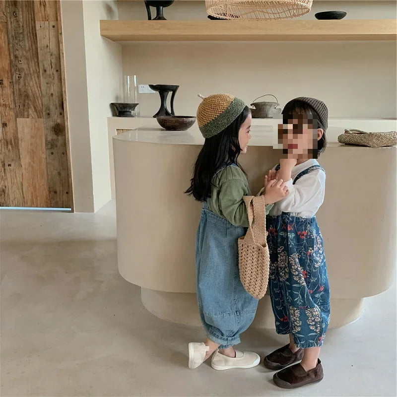 Spring Autumn Fashion Baby Girls Cotton Loose Floral Printed Jeans Kids Denim Suspenders Pant Children Outerwear Trousers 2-8Yrs
